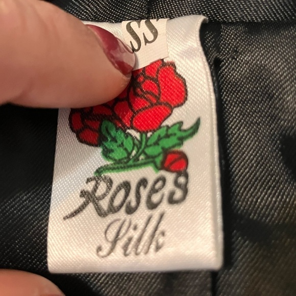 Kids Satin Kimono Robe Asian Embroidered Dragon Pink Size SS - Picture 2 of 10